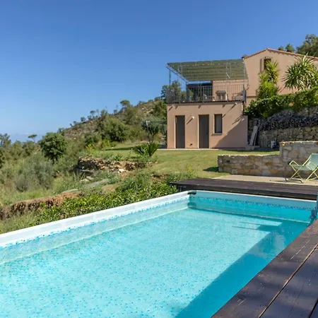 Le Ginestre Bed & Breakfast 3*