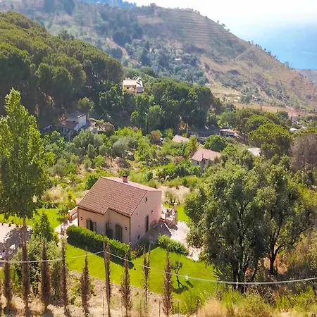 Le Ginestre Bed & Breakfast