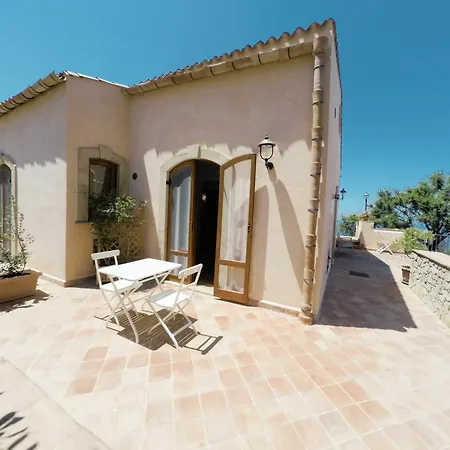 Bed & Breakfast Le Ginestre Cefalù